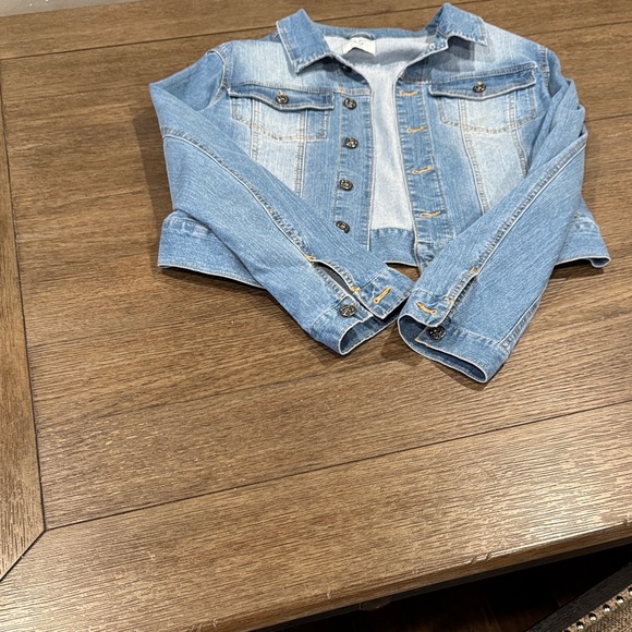 Classic Blue Denim Jacket - Picture 2 of 3